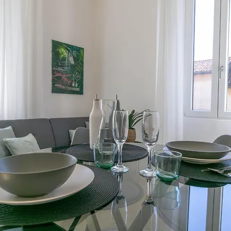 Apartament River