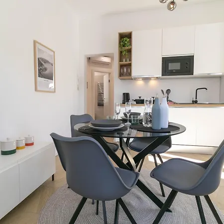 River Apartament